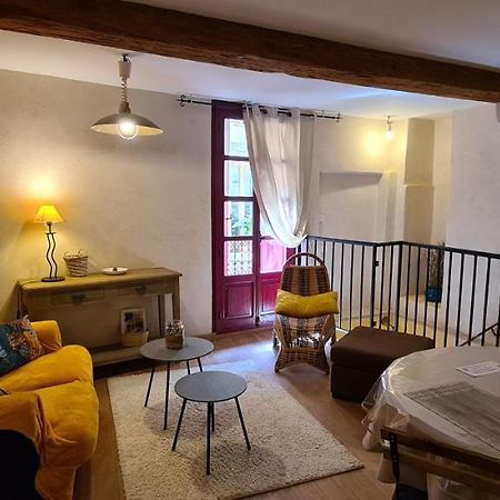 Les Studios De St Guilhem Сен-Гийём-ле-Дезер Экстерьер фото